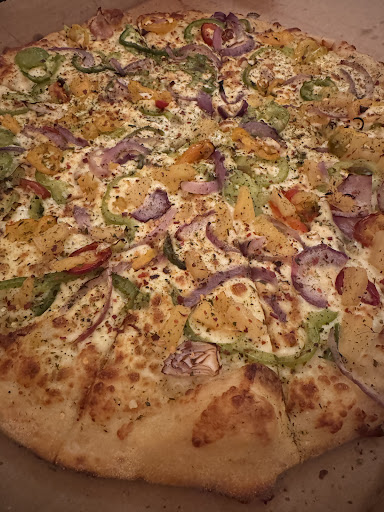 Photo of Pizza Pizza - 35 Dundas St W, Trenton, ON K8V 3N9